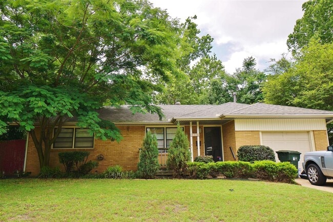 property at 1226 Caddell Ln