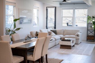 2010 14th Ave N in Nashville, TN - Building Photo - Building Photo