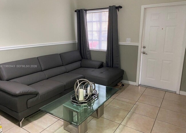 7245 NW 173rd Dr in Hialeah, FL - Building Photo - Building Photo