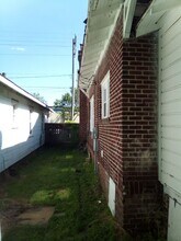 2705 E Market St in Greensboro, NC - Building Photo - Building Photo