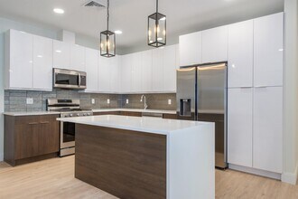 3510 Bergenline Ave in Union City, NJ - Building Photo - Building Photo