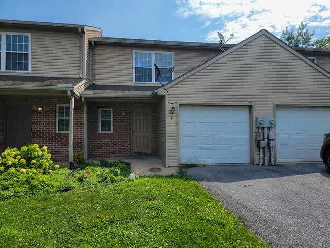 property at 41 Stauffer Ct