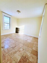 318 75th St-Unit -2 in North Bergen, NJ - Building Photo - Building Photo