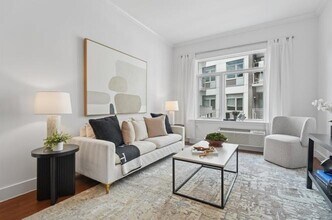 217 Newark Ave in Jersey City, NJ - Building Photo - Building Photo