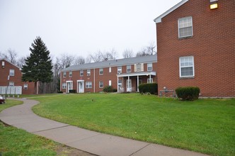 Eastmont Estates in Greensburg, PA - Building Photo - Building Photo