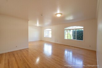 1028 Tulipan Dr in San Jose, CA - Building Photo - Building Photo