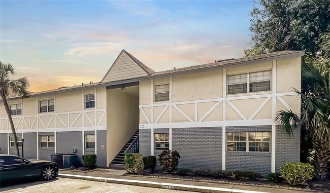 property at 4741 Avon Ct