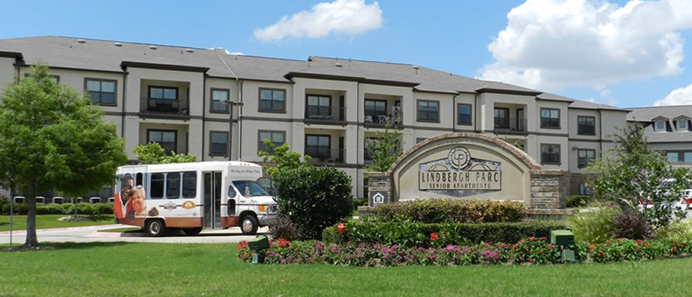 Lindbergh Parc Senior Apartments in Fort Worth, TX - Building Photo