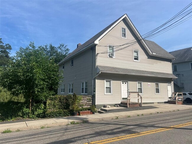 property at 1225 E Main St