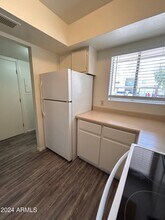 2832 E Le Marche Ave-Unit -101 in Phoenix, AZ - Building Photo - Building Photo
