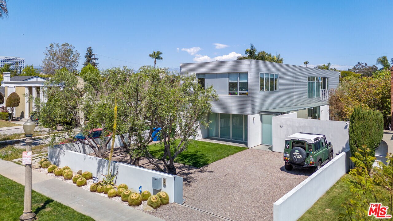 116 S Arden Blvd in Los Angeles, CA - Building Photo