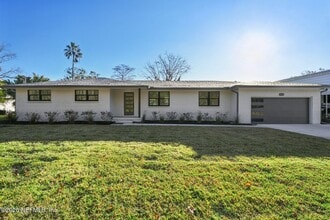 3165 Creighton Forest Dr in Fleming Island, FL - Building Photo - Building Photo