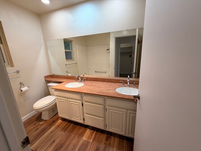 41064 Village 41 in Camarillo, CA - Building Photo - Building Photo