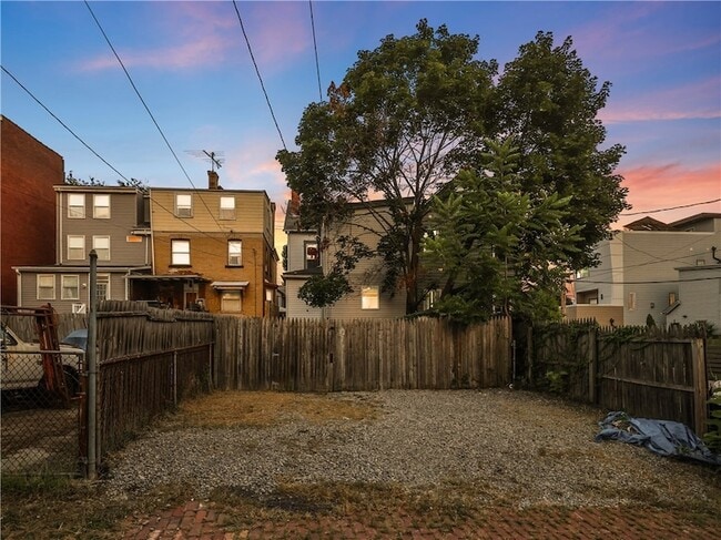 715 N Beatty St in Pittsburgh, PA - Building Photo - Building Photo