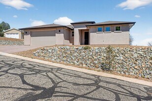 1616 Satellite Ct in Prescott, AZ - Building Photo