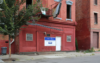 56 E McMicken Ave in Cincinnati, OH - Building Photo - Building Photo