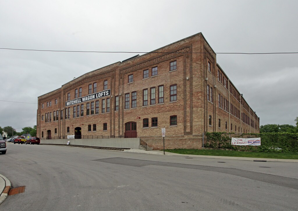 Mitchell Wagon Lofts Racine, WI Apartments