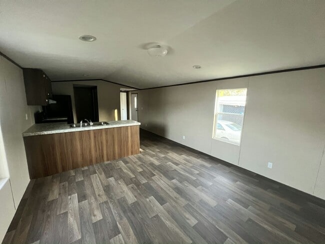 57 Tower Manor Cir W in Auburndale, FL - Building Photo - Building Photo