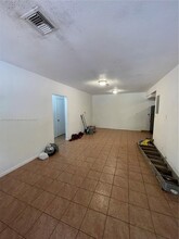 1170 NE 149th St in North Miami, FL - Building Photo - Building Photo