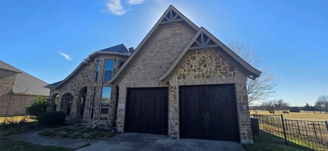 property at 2009 Stone River Blvd