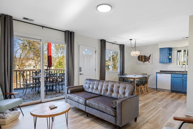 204 Washington Park Blvd