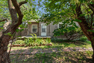 2717 E Orme St in Wichita, KS - Foto de edificio - Building Photo