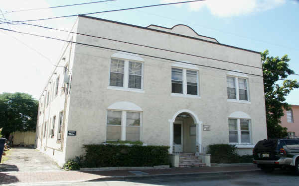 Otis Apartments in Miami, FL - Building Photo - Building Photo