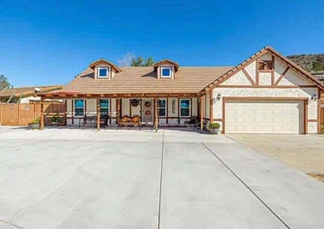 property at 33656 Tradepost Rd