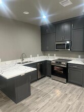 310 N 9th St in Beaumont, TX - Building Photo - Building Photo