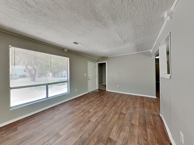 7090 Winkfield Pl in Atlanta, GA - Building Photo - Building Photo