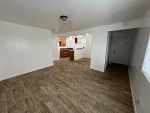 821 Karma Ct in Bakersfield, CA - Building Photo - Building Photo