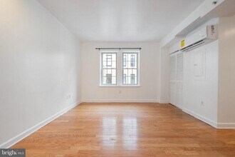 1314 Massachusetts Ave NW in Washington, DC - Building Photo - Building Photo