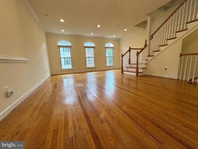 property at 504 N Thomas St