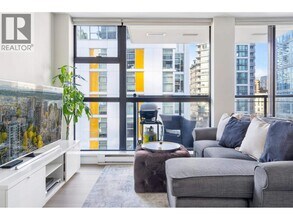 1295 Richards St in Vancouver, BC - Building Photo - Building Photo