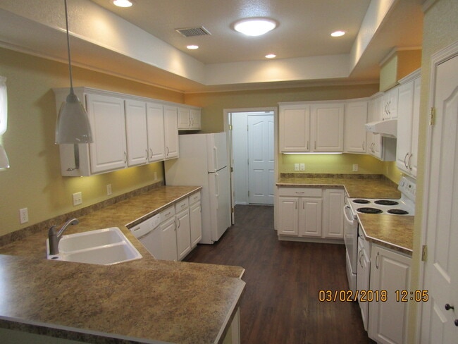 4090 Bravia Dove Loop in Las Cruces, NM - Building Photo - Building Photo