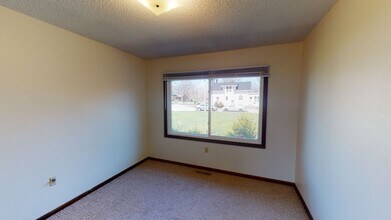 3910 Ontario St in Ames, IA - Building Photo - Building Photo