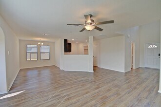 9279 Laiden Crk Trl in Conroe, TX - Building Photo - Building Photo