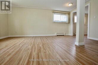 394 Thiel St in London, ON - Building Photo - Building Photo