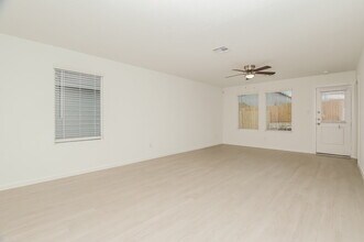 417 Payton Pl in Marion, TX - Building Photo - Building Photo