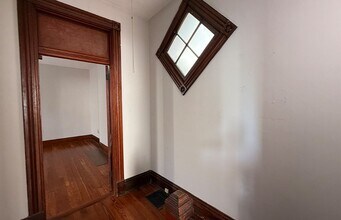 3220 Bishop St in Cincinnati, OH - Building Photo - Building Photo