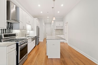 1046 W Monroe St in Chicago, IL - Building Photo - Building Photo