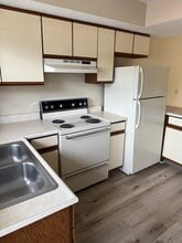 Eastgate Townhomes in Frankfort, IN - Foto de edificio - Building Photo