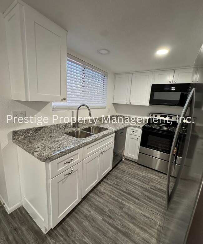 1756 W Calle Guadalajara in Tucson, AZ - Building Photo - Building Photo