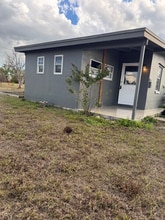 5010 Bullard St in North Port, FL - Building Photo - Building Photo