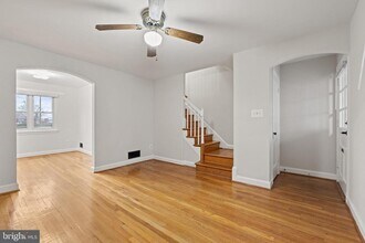 340 Wesmond Dr in Alexandria, VA - Building Photo - Building Photo