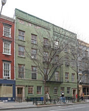 424-426 Hudson St in New York, NY - Building Photo - Primary Photo