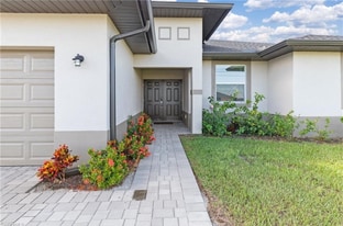 1706 NE 10th Ln in Cape Coral, FL - Building Photo