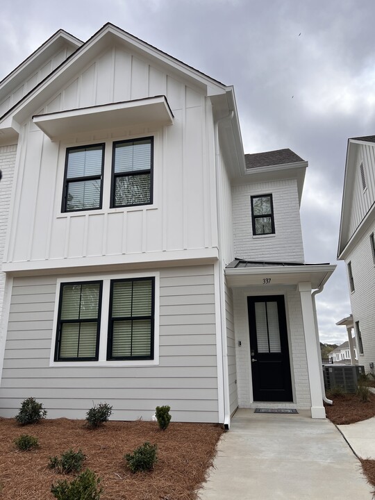 337 Common Wealth Blvd in Oxford, MS - Building Photo