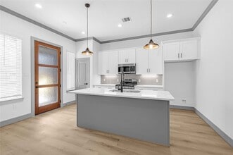 6510 Bunche Dr in Houston, TX - Building Photo - Building Photo