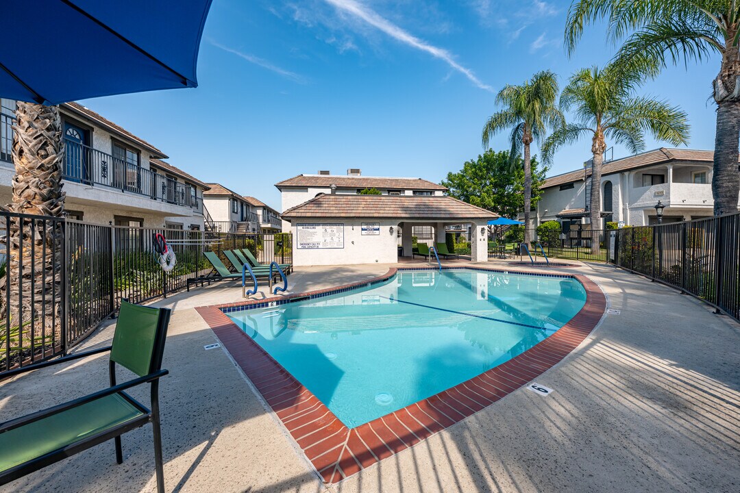 Charter Oaks in Covina, CA - Building Photo